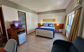 Hotel Live & Lodge - Borges Lagoa 1179 - Uh1003